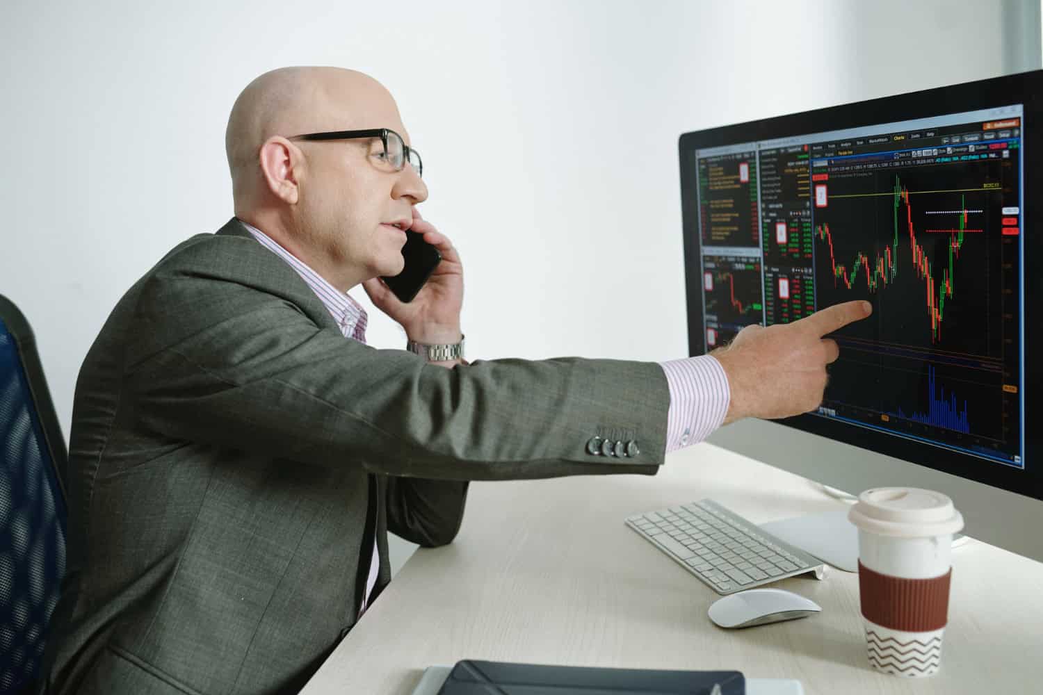 Melindungi Dana Anda: Langkah Keamanan dari Broker Forex Indonesia